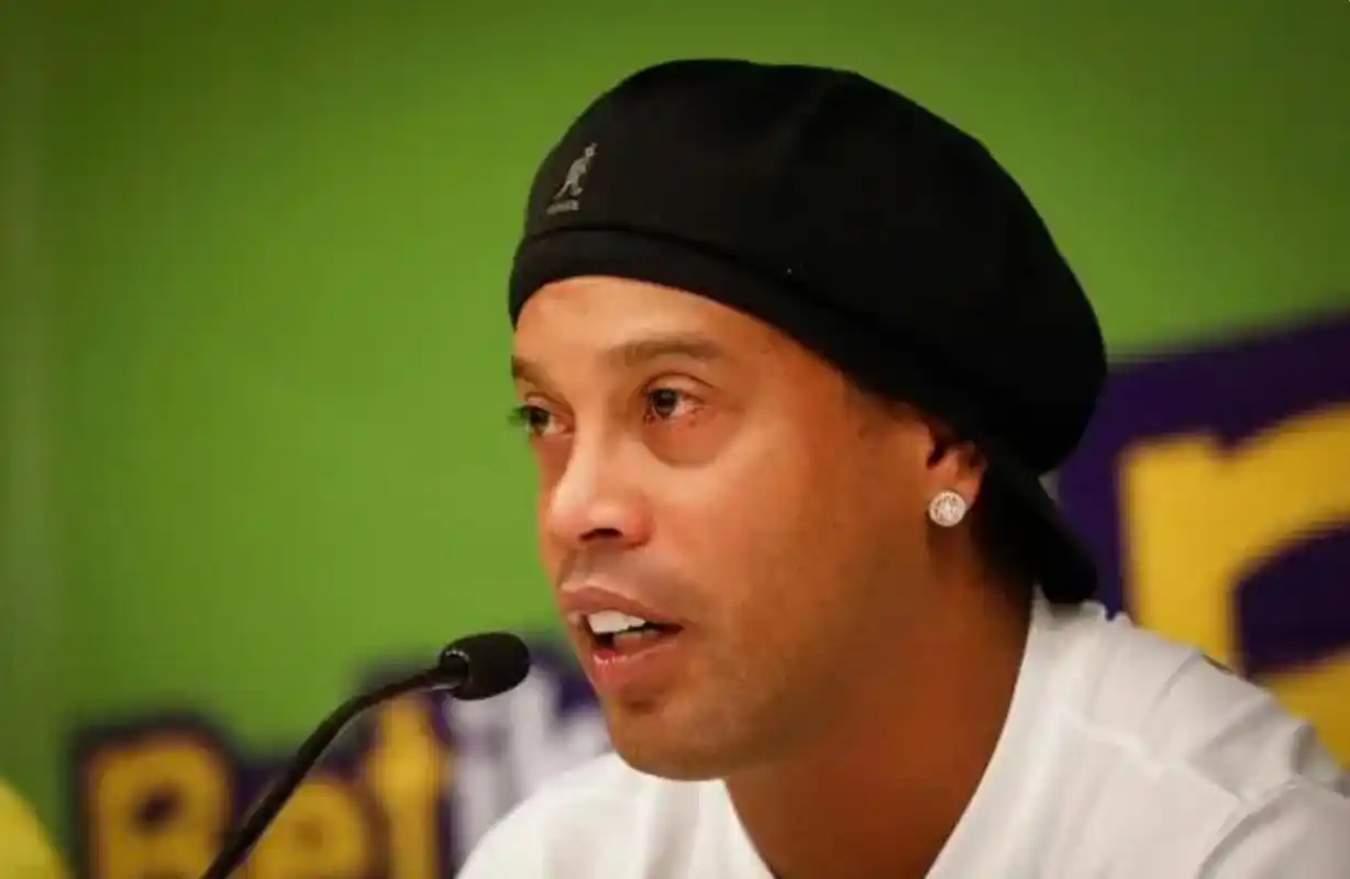 以其丰富的 以其丰富的